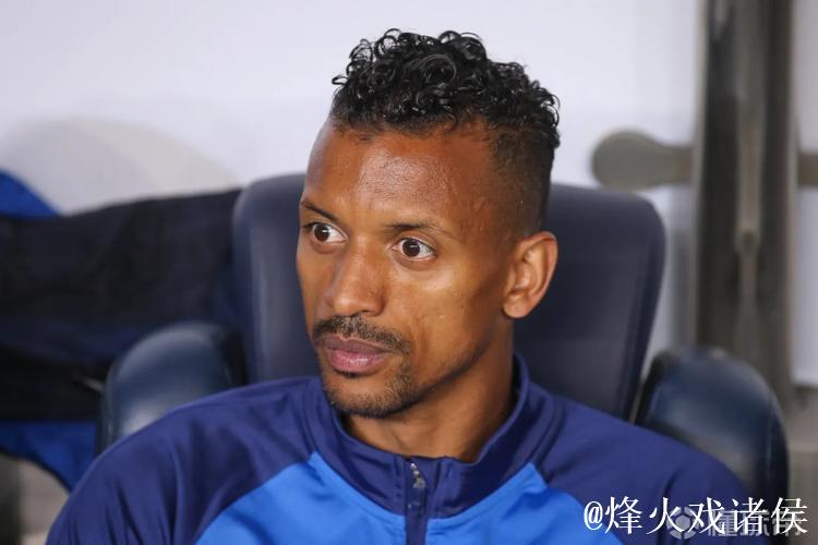 纳尼：葡萄牙队团结一致有很大机会夺冠；曼联能