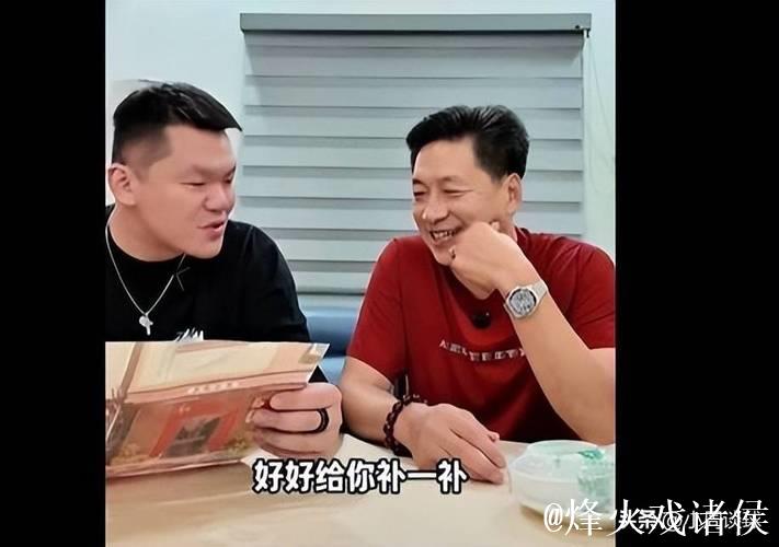 李春江、朱芳雨互动频繁,有望重返广东队,李楠儿子重伤赛季报销 李春江、朱芳雨互动频繁,有望重返广东队,李楠儿子重伤赛季报销