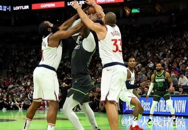 船记吐槽:别队都在找赢球方法,糟糕的快船却在找输球方法 船记吐槽:别队都在找赢球方法,糟糕的快船却在找输球方法