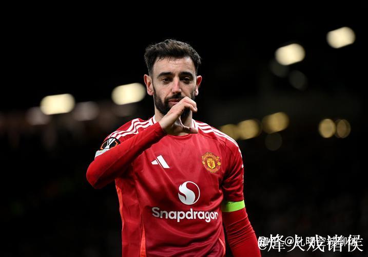 欧联杯-B费绝杀马奎尔失误 曼联2-1格拉斯哥流浪 欧联杯-B费绝杀马奎尔失误 曼联2-1格拉斯哥流浪