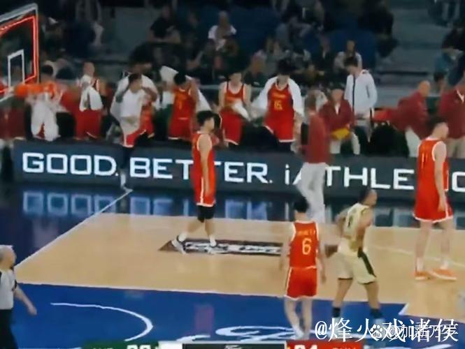 热身赛-廖三宁15分 中国男篮惨败澳大利亚33分 热身赛-廖三宁15分 中国男篮惨败澳大利亚33分