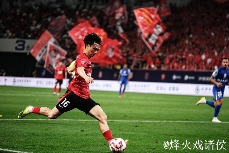 FIFA官网:成都蓉城中场杨明洋会籍变更为中国足协 FIFA官网:成都蓉城中场杨明洋会籍变更为中国足协